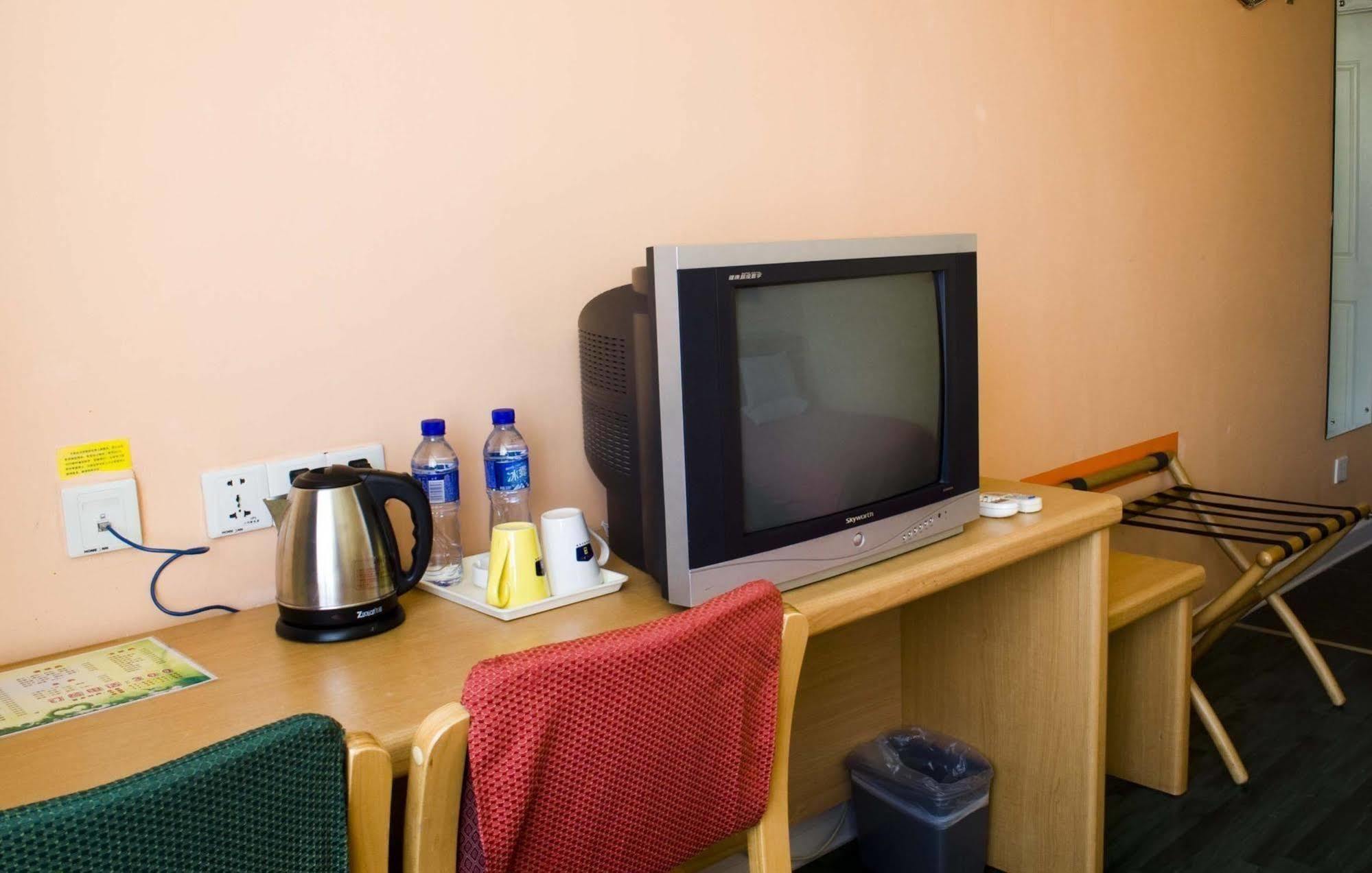 Home Inn Changchun Dajing Road Ouya Outlets Exterior photo